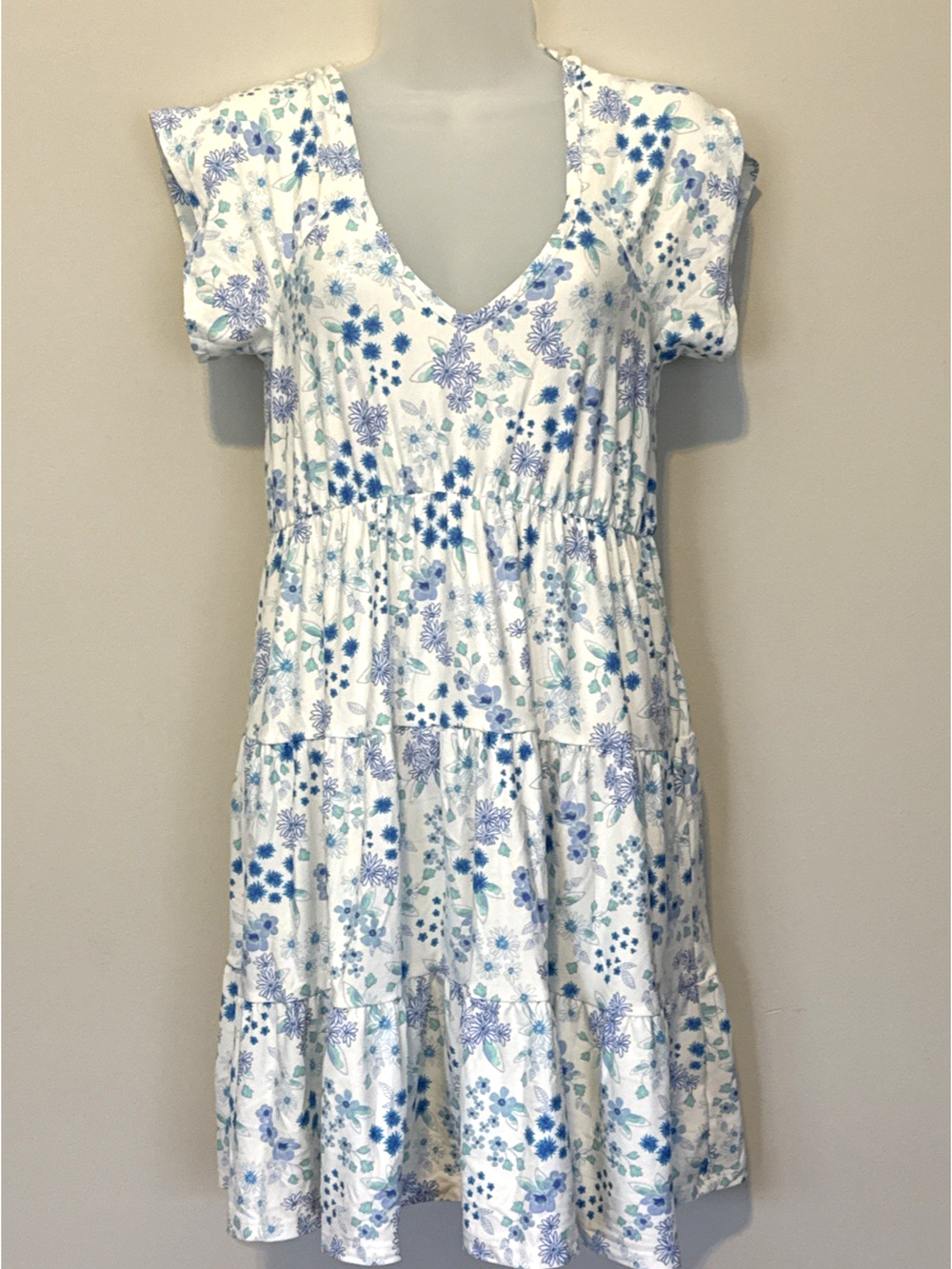 No Boundaries Juniors Size Medium (7-9) Peasant Dress White Blue Floral NWOT